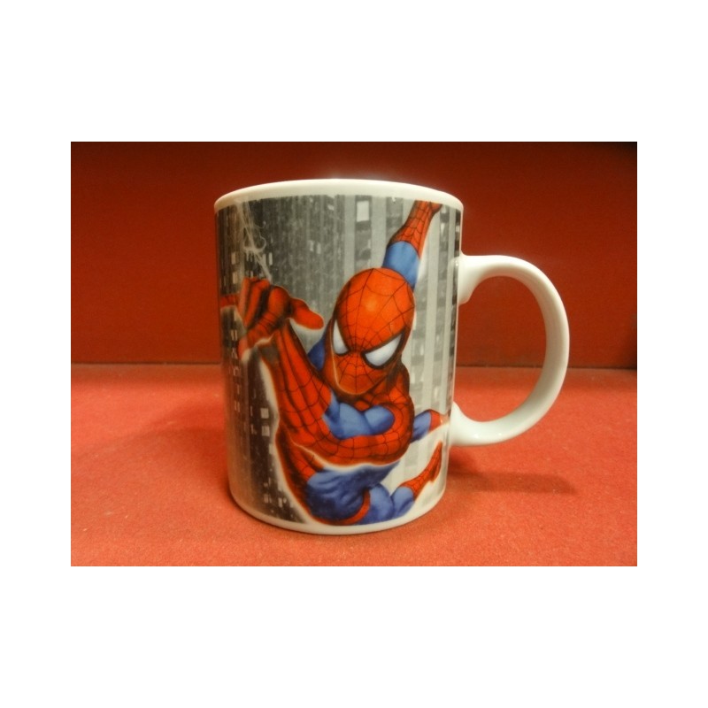 1 MUG SPIDER-MAN