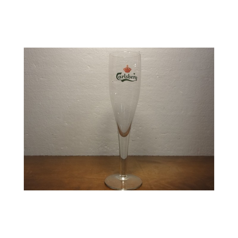 1 VERRE CARLSBERG 25CL HT. 24.50CM