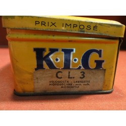 1 BOITE BOUGIE KLG ORANGE  15.50CMX9CMX5.50CM