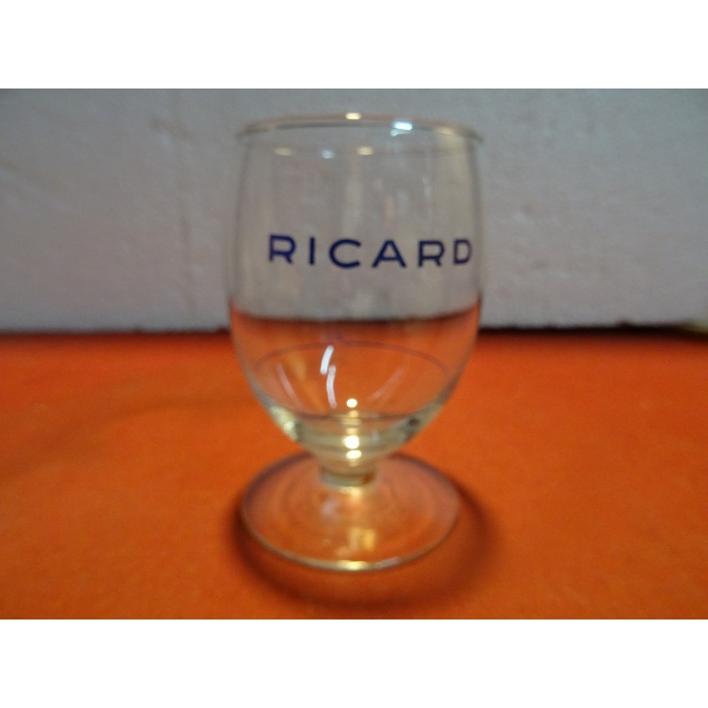 Ricard - Coffret Bleu Blanc Rouge - btle 1L + 6 x Verres ballons + broc  Stadler