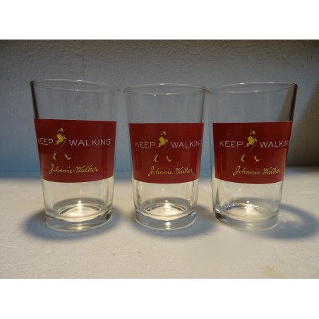 3 VERRES JOHNNIE WALKER  25CL HT 12CM