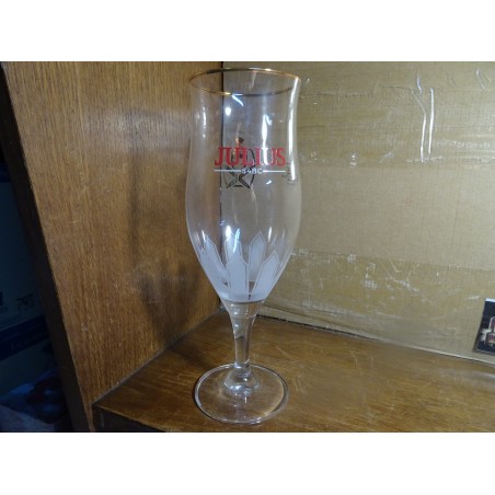 1 VERRE JULIUS 33CL HT 22.70CM