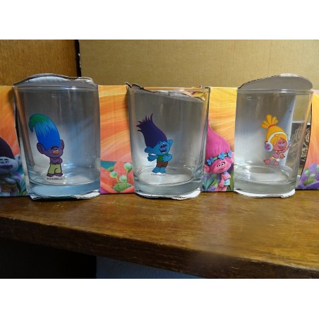 3 VERRES TROLLS COLLECTOR 2016 25CL HT.9CM