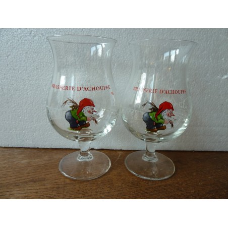 2 VERRES BRASSERIE D'ACHOUFFE  25CL  HT 15.20CM  DIFFERENTS