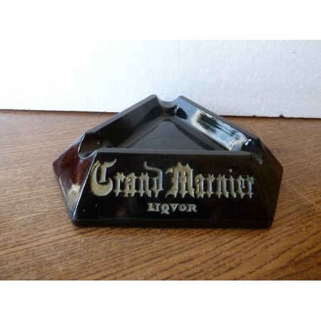 CENDRIER  GRAND MARNIER  15CM X15CM X15CM