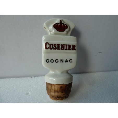 DOSEUR  CUSENIER COGNAC EN PORCELAINE