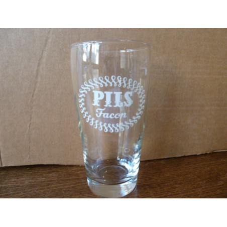 1 VERRE FACON PILS HT 13.40CM