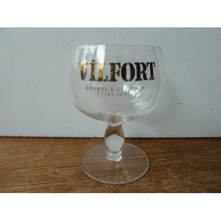 1 VERRE VILFORT 25CL HT 12CM