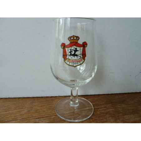 1 VERRE SCHUTZENBERGER  25CL HT 15.20CM