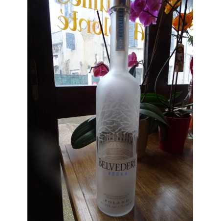 BOUTEILLE BELVEDERE  1.750L HT 45CM  VIDE