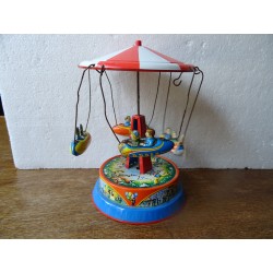 ANCIEN  PETIT MANEGE HT 20CM