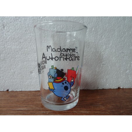 1VERRE  A MOUTARDE MADAME  AUTORITAIRE  MONSIEUR COSTAUD HT 9.70CM