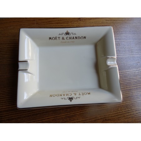 CENDRIER  CHAMPAGNE  MOET&CHANDON 19.70CM X16CM