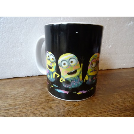 MUG  MINIONS HT 9.50CM