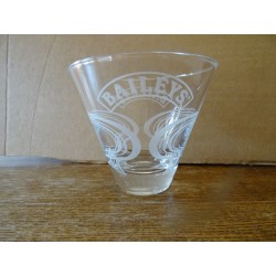 1 VERRE BAILEY'S  HT 9CM