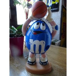 1 FIGURINE M&M'S BASKETBALL