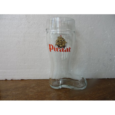 1 BOTTE PIRAAT  50CL  HT 19.60CM