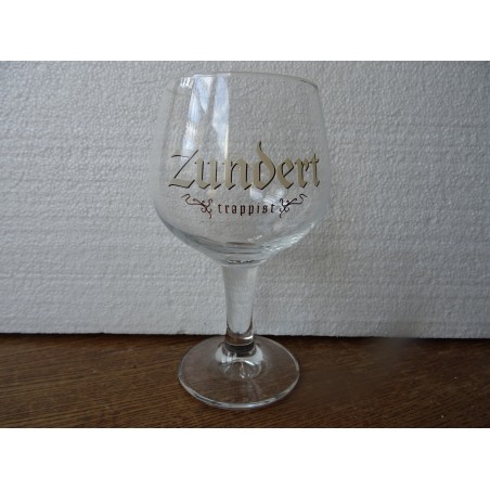 1 VERRE  ZUNDERT 33CL HT 17.60CM