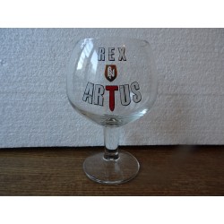 1 VERRE  REX ARTUS  33CL HT...