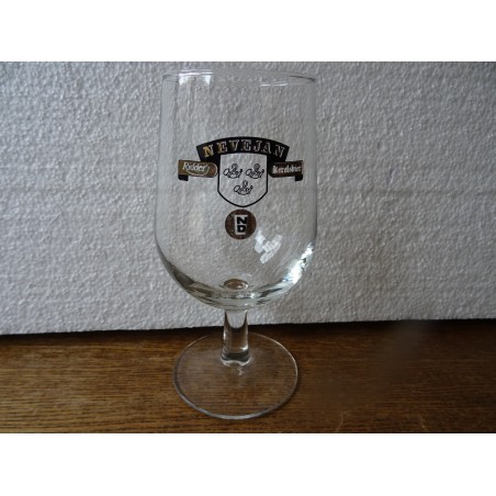 1 VERRE  NEVEJAN  25CL HT 15.20CM