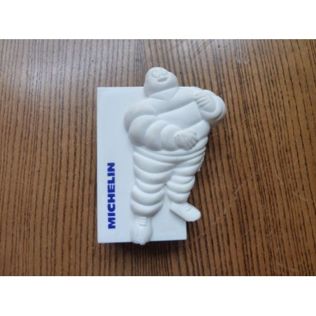 BOITE MICHELIN   BOITE A COUTURE 8.50CM X6.50CMX 2.50CM