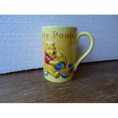 MUG WINNIE L'OURSON 50CL HT 12.60CM