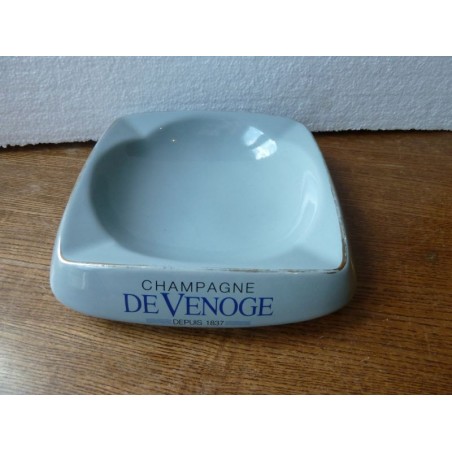 CENDRIER  DE VENOGE  19.60CM X19.60CM