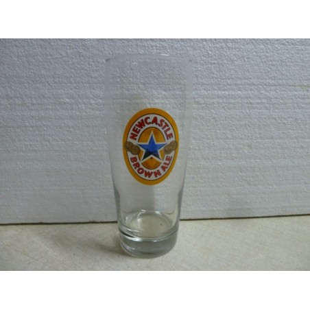 6 VERRES NEWCASTLE 50CL HT 18.50CM