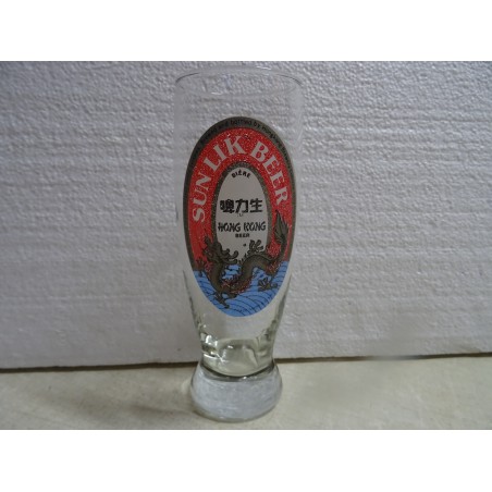 1 VERRE  SUN LIK BEER 25CL HT 17CM  HONG KONG